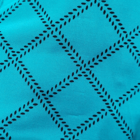 Sleeveless Blouse - Exellent for office attire - Picture 4 of 4